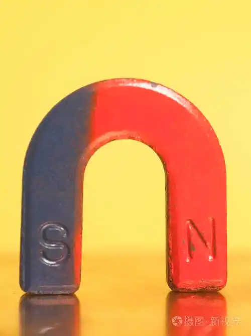 马蹄形磁铁