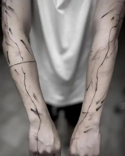 壁纸| 黑白线条勾勒的质感纹身