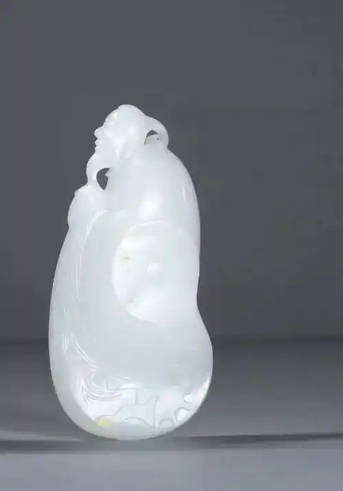 顶级和田玉羊脂白玉