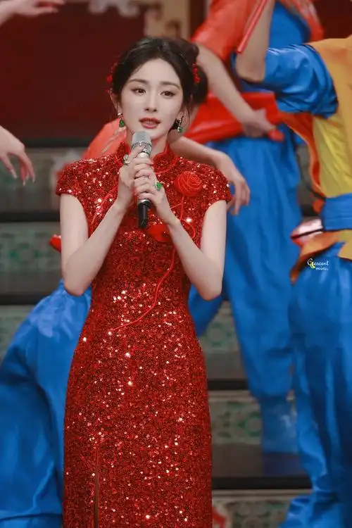 龙年##春晚##杨幂好甜##过年好##龙行龘龘