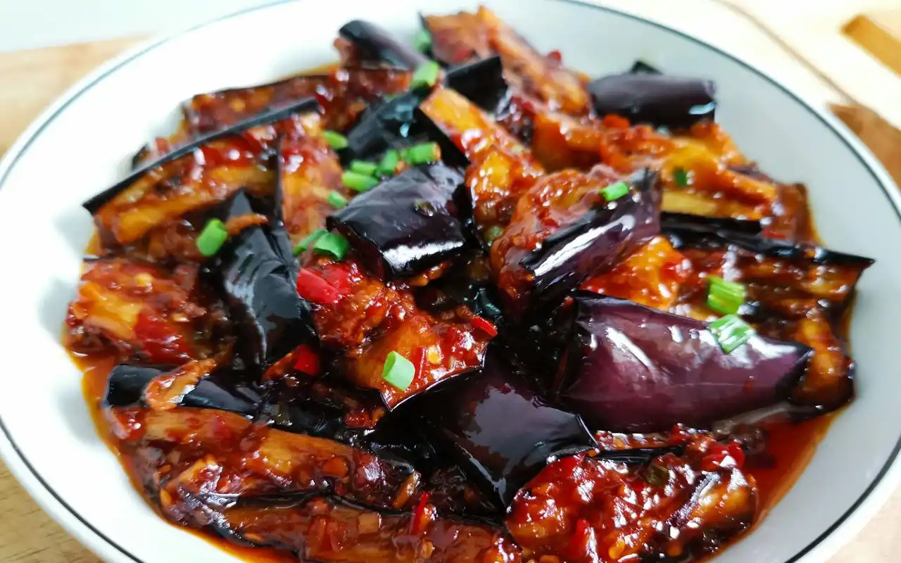 茄子怎么做才好吃教你做出地道的鱼香茄子