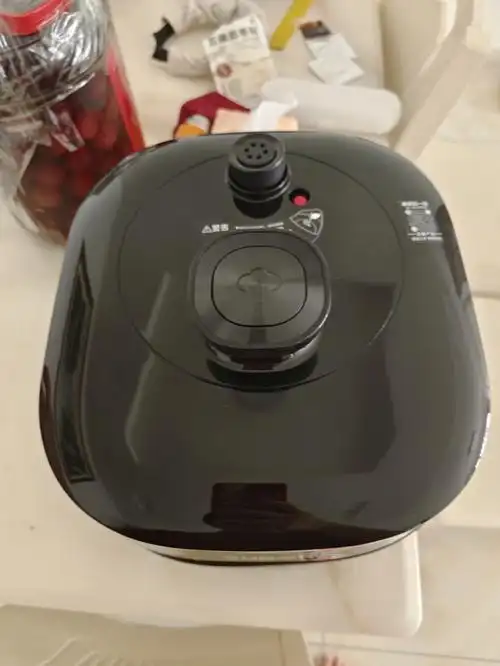 苏泊尔电压力锅