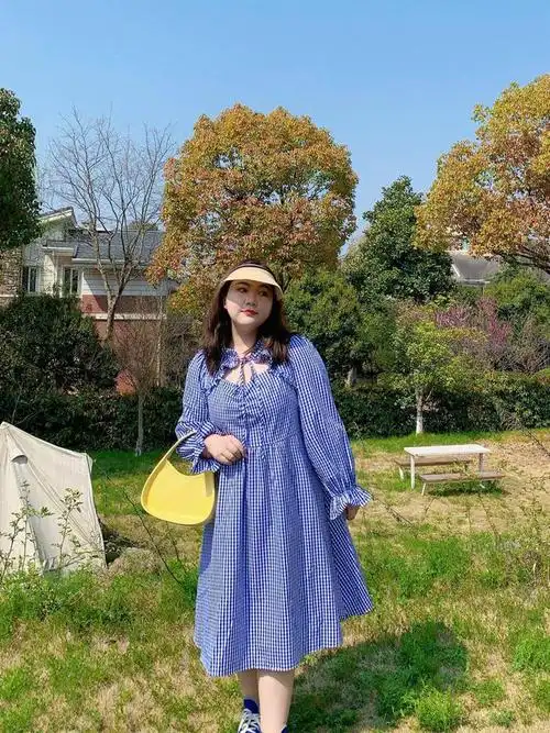 微胖女生夏季穿搭记住三要三不要让你显高显瘦又时髦太美