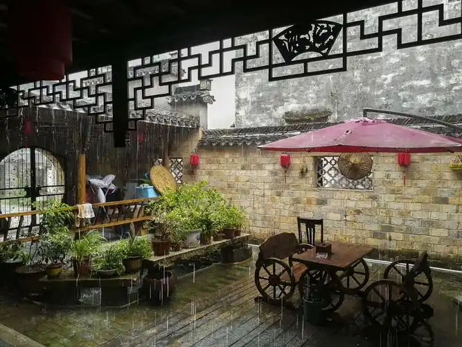 沿着建筑的脉络探访～一蓑烟雨梦徽州