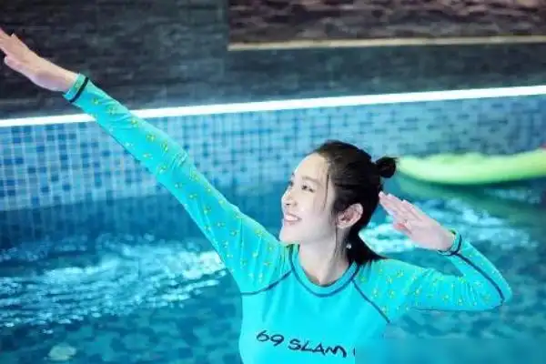 网友:流下羡慕的泪水|赵丽颖|唐嫣_网易订阅