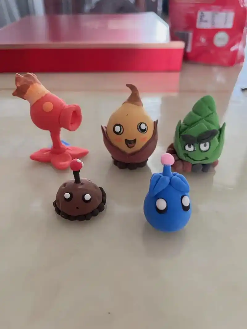 超轻粘土手工给孩子捏的植物大战僵尸太考验我了