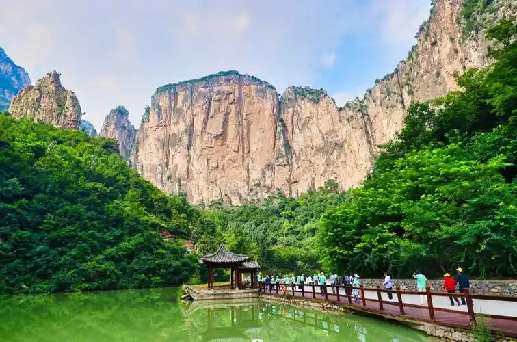 长治平顺县通天峡旅游公路全线通车