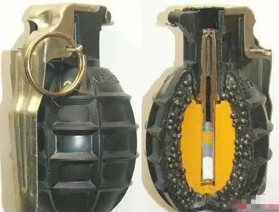 畅销全世界的中国无柄手榴弹:解放军现役的82-2式手榴弹_木柄_弹体