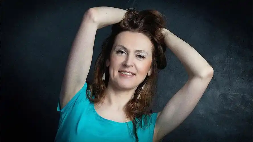 俄罗斯女演员波琳娜曼希赫polinamenshikh