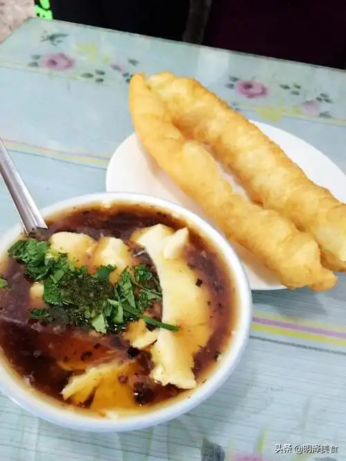 豆腐脑的料汁各地都不同,什么样的好吃?