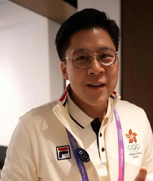 霍启刚的慌张,揭开了郭晶晶的婚姻真相,难怪能爱19年!