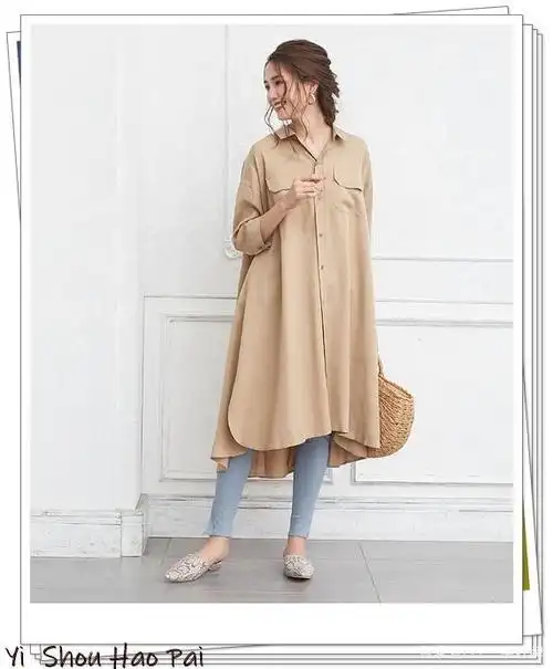 夏季穿搭,将米色连衣裙和灰色打底裤结合在一起.