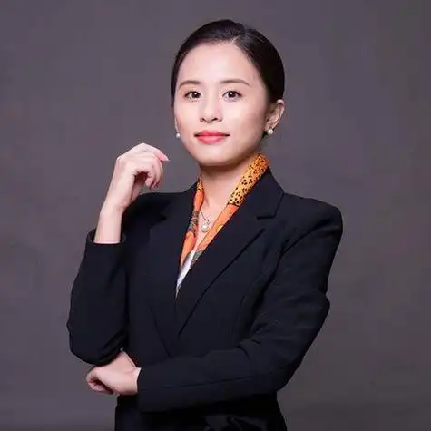 女律师正装师头像 女生头像图片大全 -【爱个性】