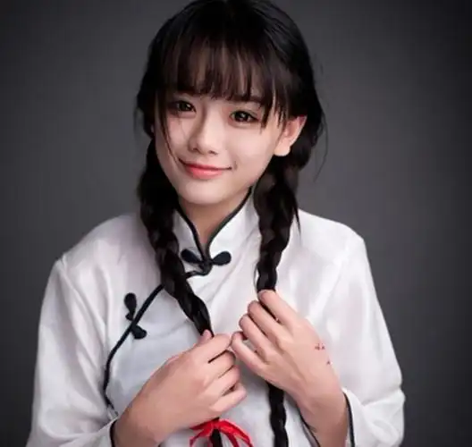 求南笙姑娘这张高清复古照片,还有其他这样照片的更好,1366x738以上