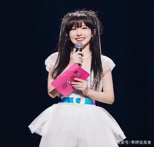 小七赖美云是火箭少女101的"身高担当",她的身高经常被人调侃.