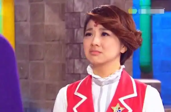 萌学园焰王为啥喜欢陶喜儿看到她的素颜照才懂眼光太毒辣