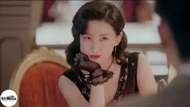 《叛逆者》朱珠的梨涡太美了!民国舞女装扮惊艳众人!