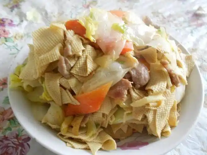 肉炒白菜干豆腐的做法,肉炒白菜干豆腐怎么做好吃,肉炒白菜干豆腐的
