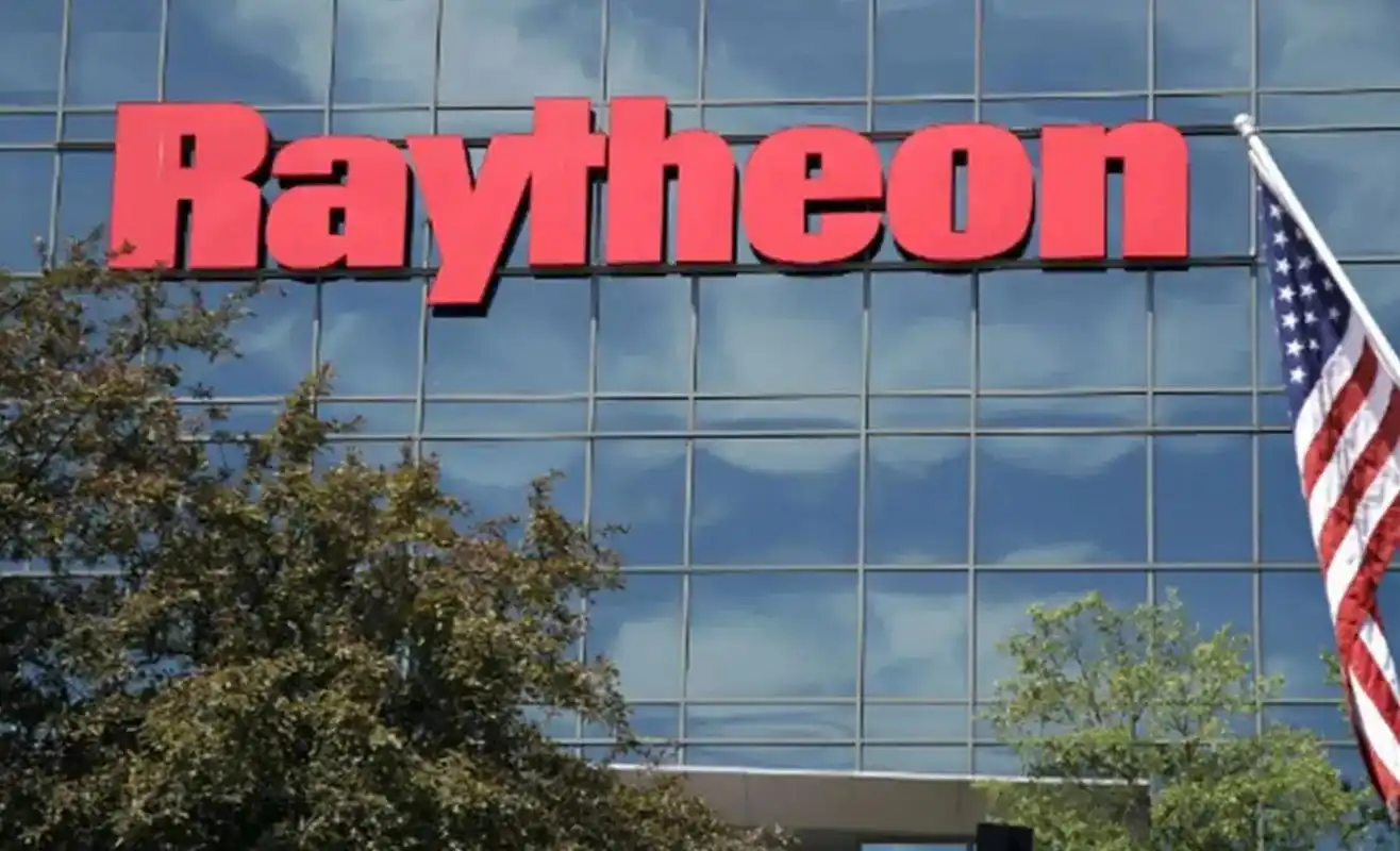 美日出事的飞机真不少,美军工巨头雷神公司副董事坠机身亡,机上还有