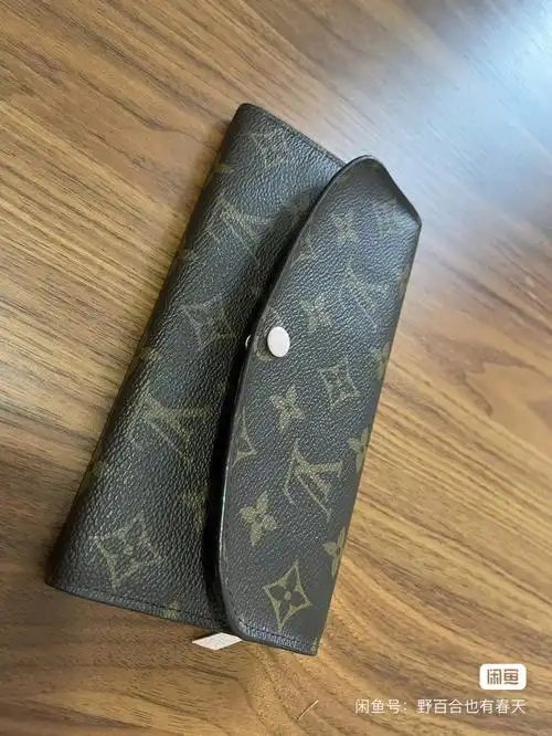 lv粉色豆豆钱包19x10x2