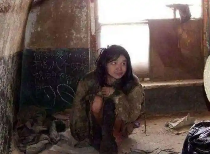 回顾武汉女大学生失踪,父母卖房寻遍全国未果,再见时沦为乞丐?