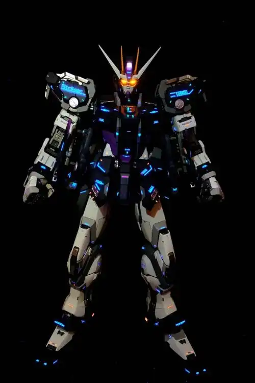 全笔涂漆黑强袭夜空中最亮的星