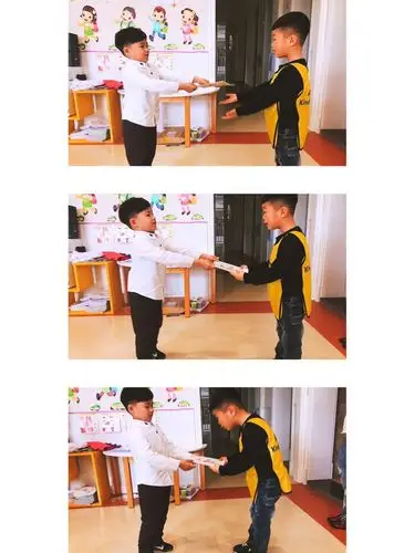 其它 递物接物礼仪 写美篇       递接物品之所以用双手呈迎,主要是从