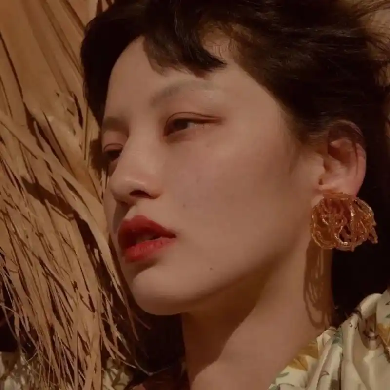 文艺气质女生头像