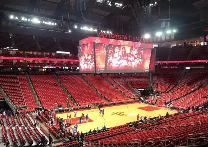 哈登关键三分投哭休城美女,火箭主场氛围终成为球队最佳第六人