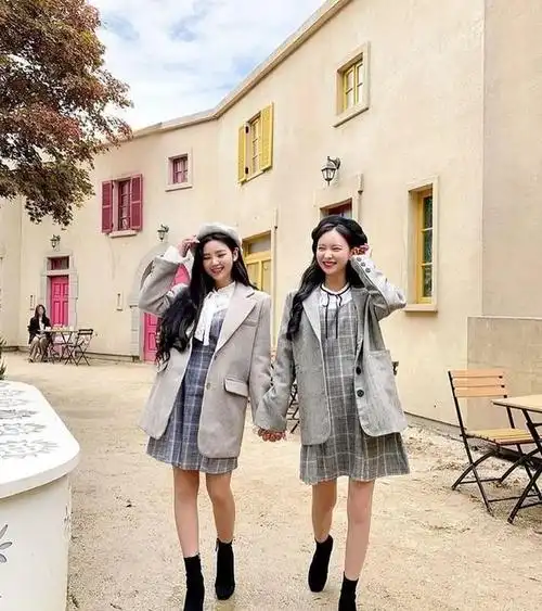 盘点20种双人拍照姿势,摆pose不再烦恼!