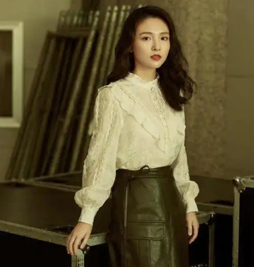 武大校花吴倩隐婚生子却被否定家庭地位她为女儿牺牲自我