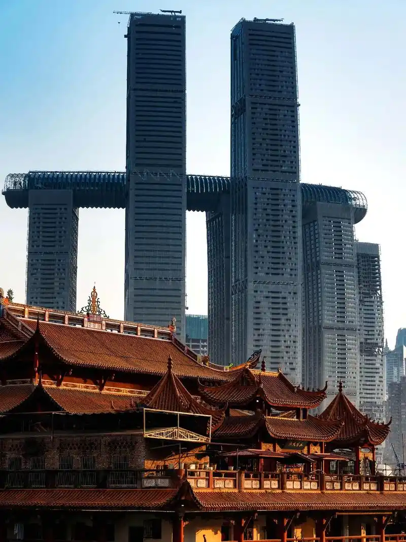 重庆这座来福士广场让人一言难尽