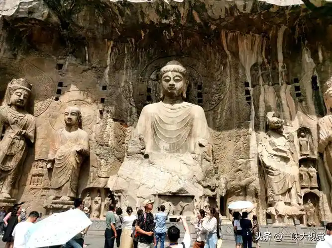 洛阳龙门石窟:中国石刻艺术的瑰宝