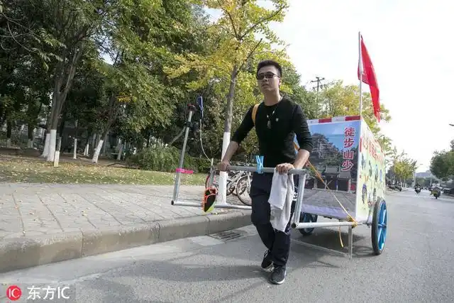 江苏无锡90后花2000元自制房车计划半年徒步青藏线