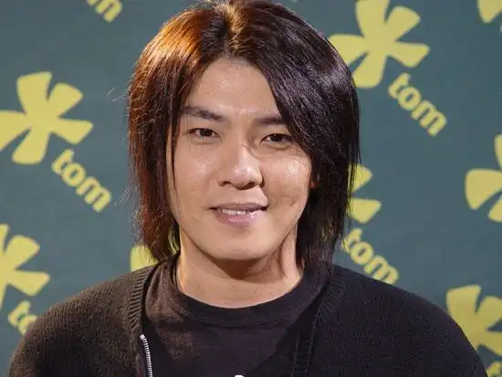 阿杜被曝抑郁症 爽约商演称高烧不退