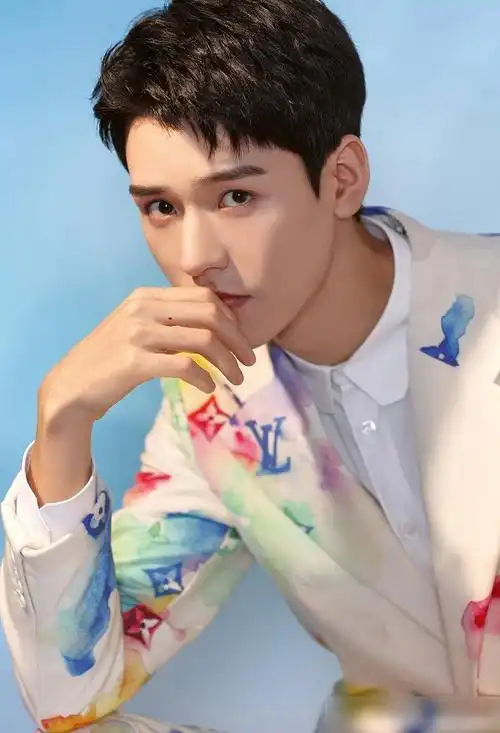 舞蹈俊上线龚俊创4被曝不当助演或将作为拉拉队加盟