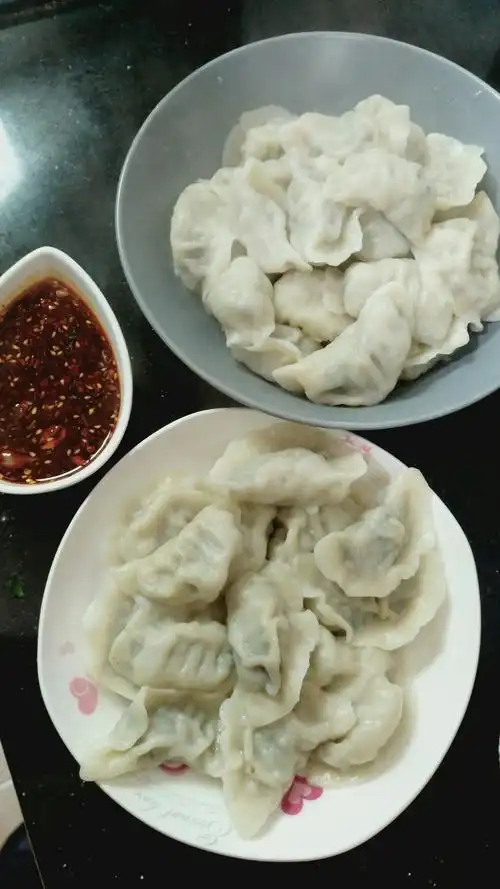 猪肉韭菜饺子的做法