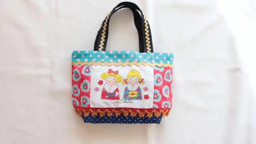 可可爱爱的卷发女孩curlycollection