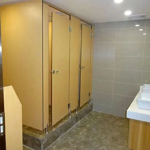 长沙商场办公楼公共卫生间隔断-公共卫生间隔断_厕所隔断厂家_广州