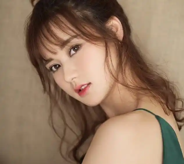 她不仅出演了《乡村爱情》系列中的其中四部,还出演了《关东大先生》