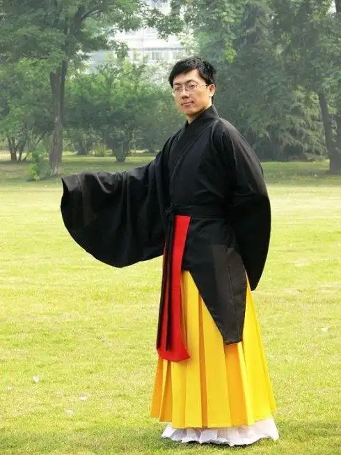 转载周制冠礼的服装玄端皮弁服爵弁服转帖