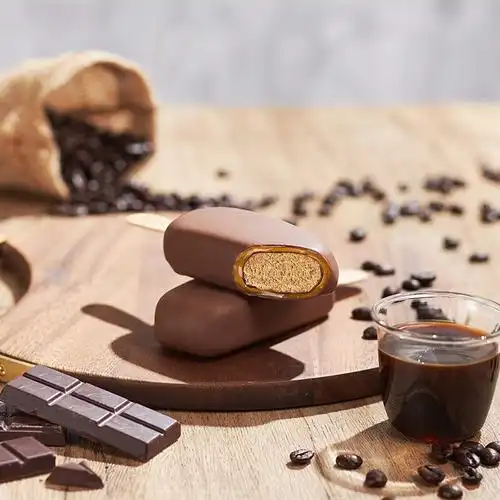 和路雪 梦龙 double 双重脆层流心酱意式浓醇咖啡口味 冰淇淋家庭装