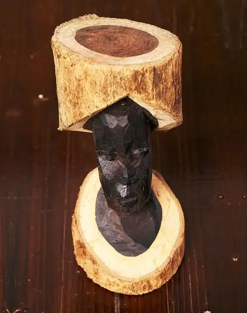 【非洲进口】乌木原木桩雕刻妇女头像