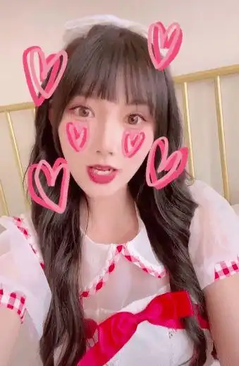 林晚晚陷脱发危机发量浓密头顶却秃了一块果然不嫌弃称很幸福