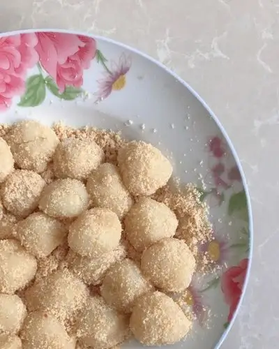 anonymous11做的客家糯米糍(花生糍粑)