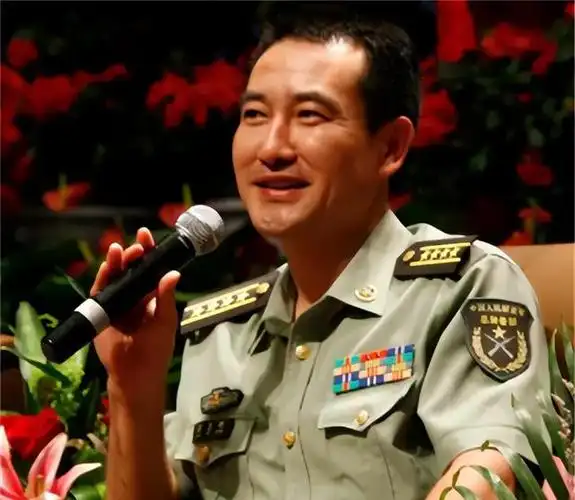 翟志刚飞天大姐优先母子情深