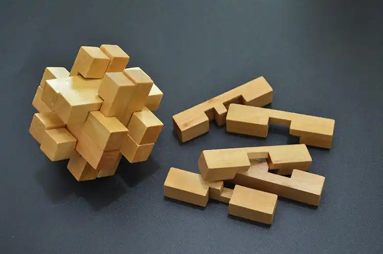 木质12块鲁班锁 孔明锁 高质量 古人智慧精粹 益智拆解