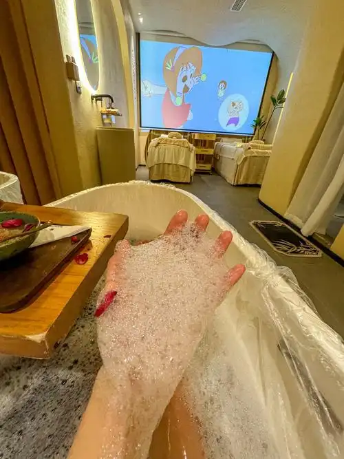 在义乌连泡澡08都已经next level.