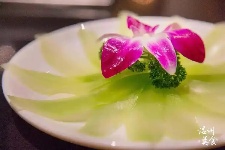 功夫莴笋片 ￥12元/份