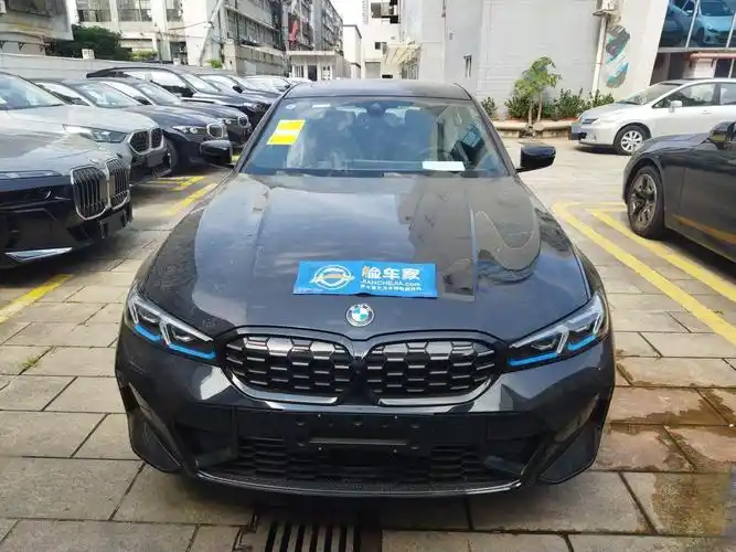 指导价3999万顶配宝马330lim曜夜优惠多少